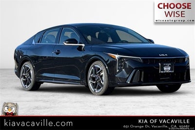 2025 Kia K4 GT-Line