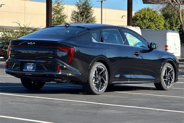 2025 Kia K4 GT-Line
