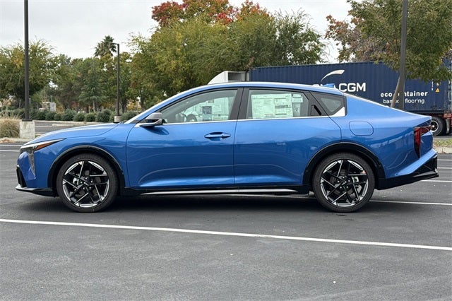 2025 Kia K4 GT-Line