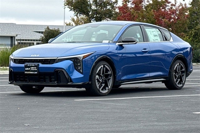 2025 Kia K4 GT-Line