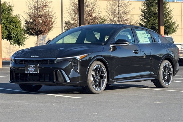 2025 Kia K4 GT-Line