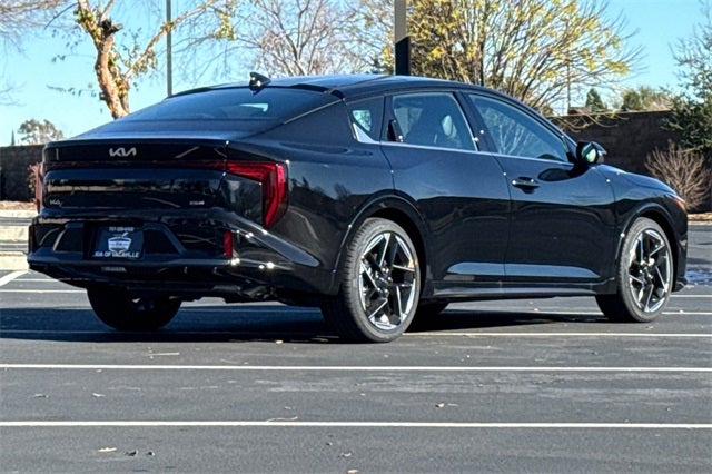 2025 Kia K4 GT-Line