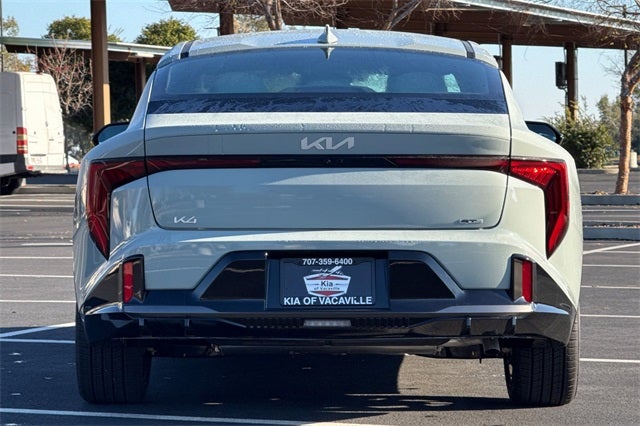 2025 Kia K4 GT-Line