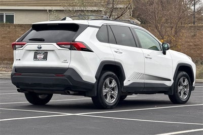2023 Toyota RAV4 LE
