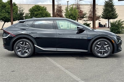 2025 Kia EV6 Light