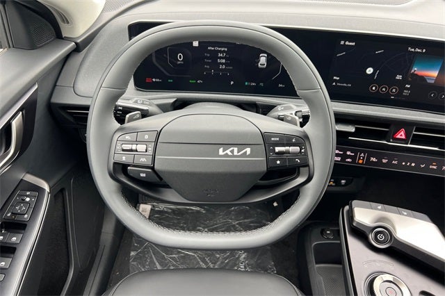 2025 Kia EV6 Light