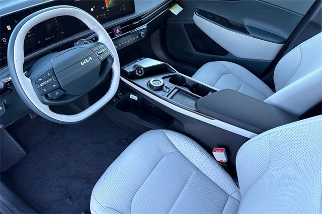 2025 Kia EV6 Wind