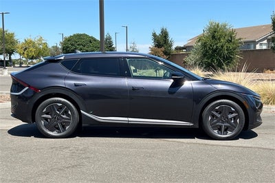 2025 Kia EV6 Light