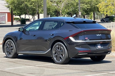2025 Kia EV6 Light