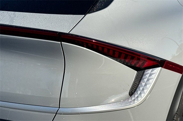 2025 Kia EV6 Light