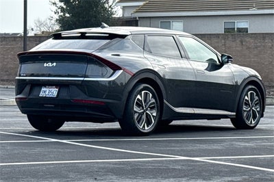 2024 Kia EV6 Light