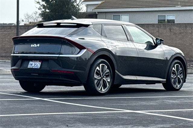2024 Kia EV6 Light