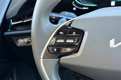 2025 Kia Niro EX