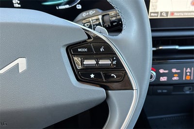 2025 Kia Niro EX