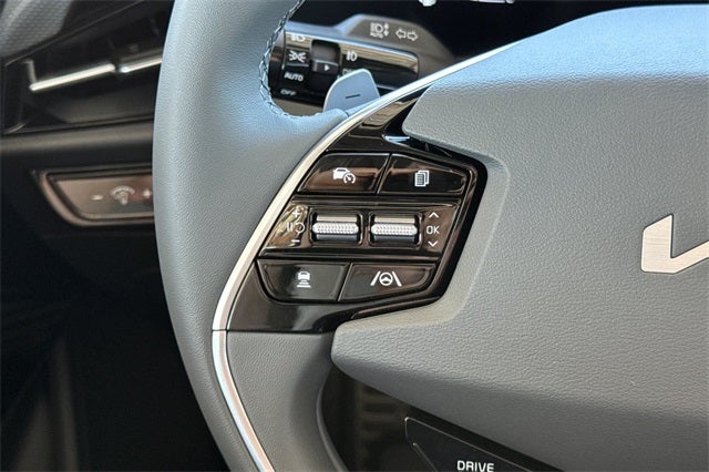 2025 Kia Niro EX Touring
