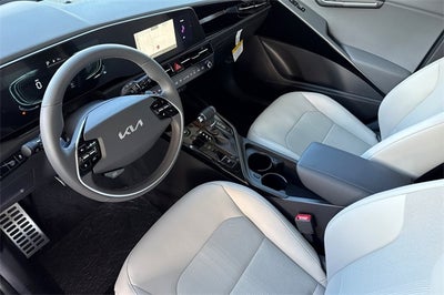 2025 Kia Niro EX Touring