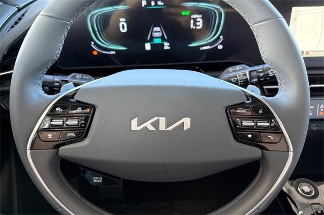 2025 Kia Niro EX Touring