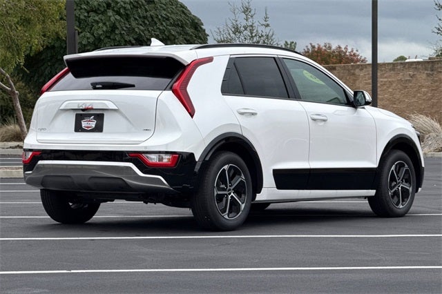 2026 Kia Niro SX