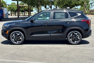 2025 Kia Seltos EX