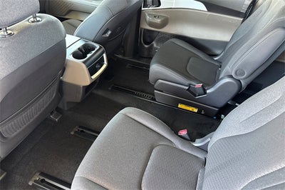 2026 Kia Carnival LX