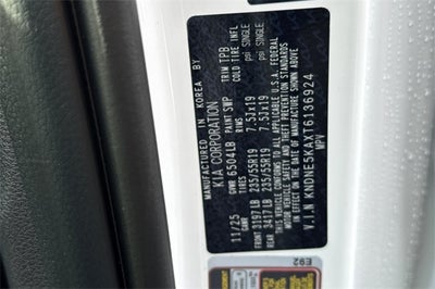 2026 Kia Carnival Hybrid SX