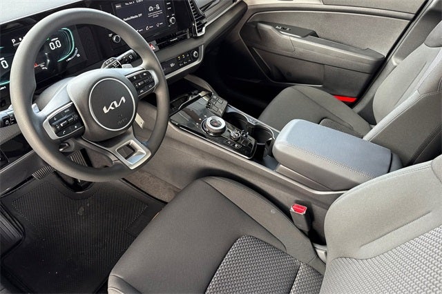 2025 Kia Sportage Hybrid LX