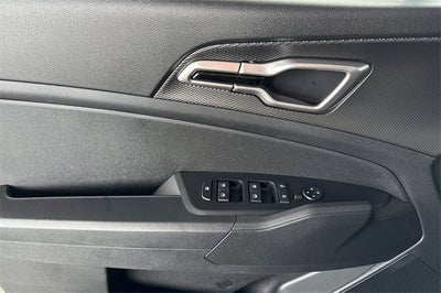 2025 Kia Sportage Hybrid LX