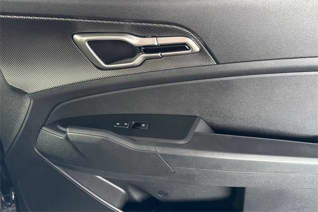 2025 Kia Sportage Hybrid LX