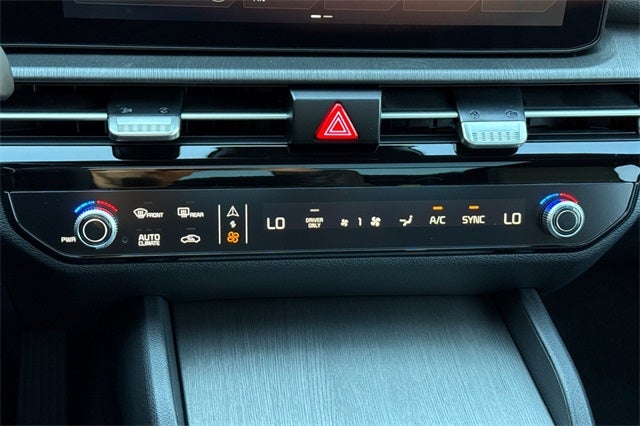 2026 Kia Sportage Plug-In Hybrid X-Line