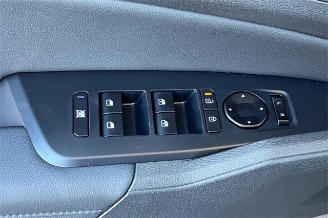 2026 Kia Sportage Plug-In Hybrid X-Line