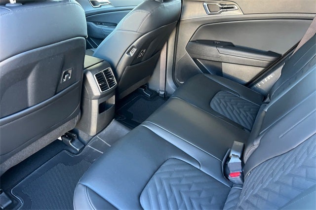 2026 Kia Sportage Plug-In Hybrid X-Line