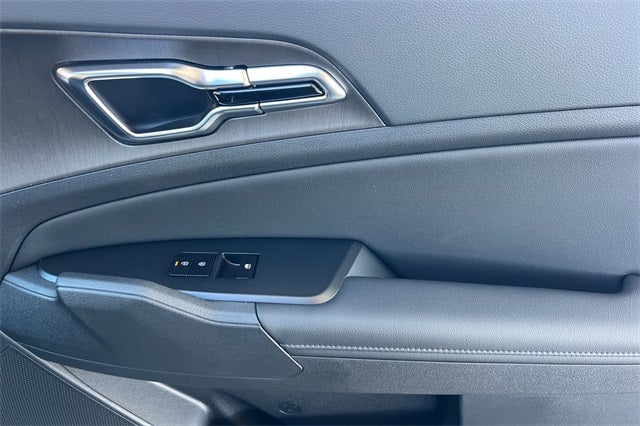 2026 Kia Sportage Plug-In Hybrid X-Line