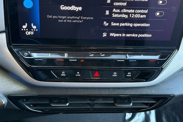 2023 Volkswagen ID.4 Pro