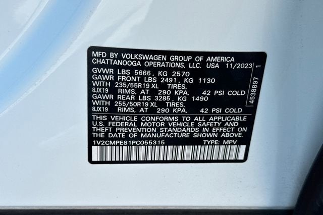 2023 Volkswagen ID.4 Pro