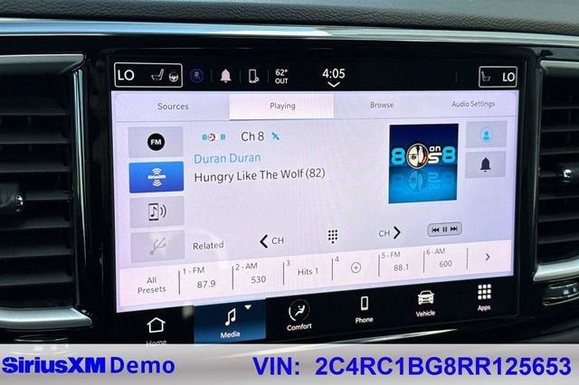 2024 Chrysler Pacifica Touring L