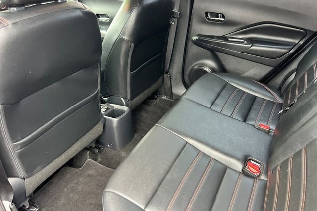 2019 Nissan Kicks SR