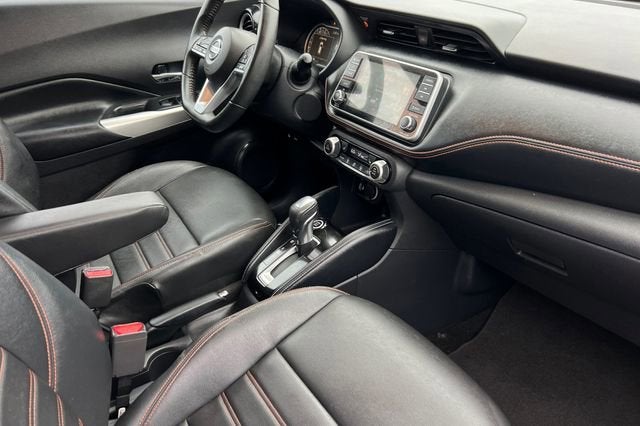 2019 Nissan Kicks SR