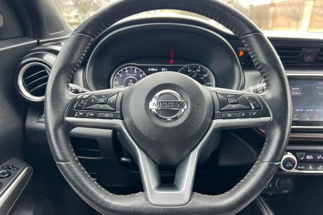2019 Nissan Kicks SR
