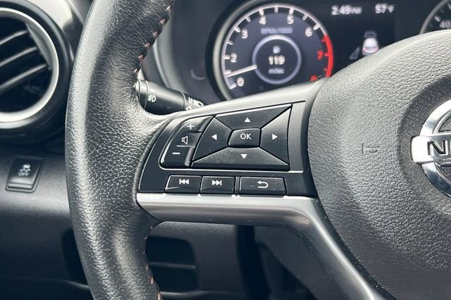 2019 Nissan Kicks SR