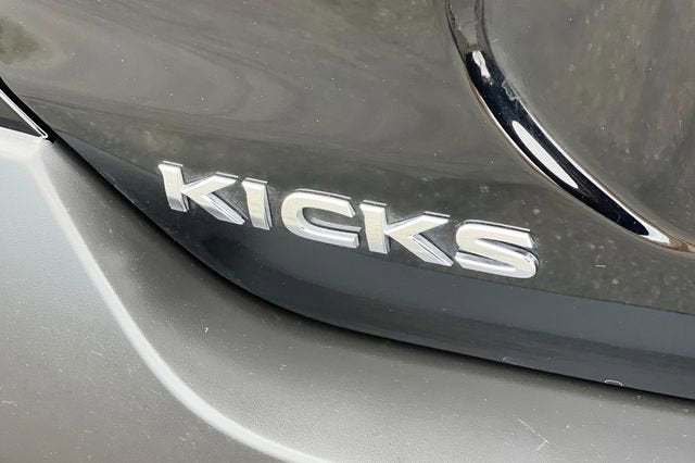 2019 Nissan Kicks SR