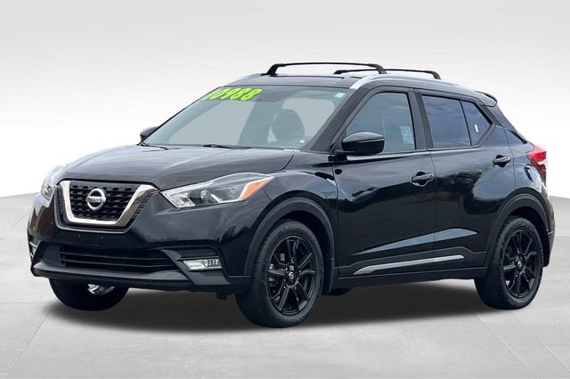 2019 Nissan Kicks SR