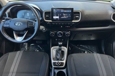 2025 Hyundai Venue SEL