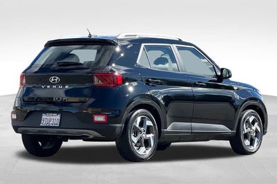 2025 Hyundai Venue SEL