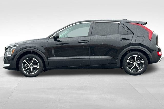 2023 Kia Niro LX