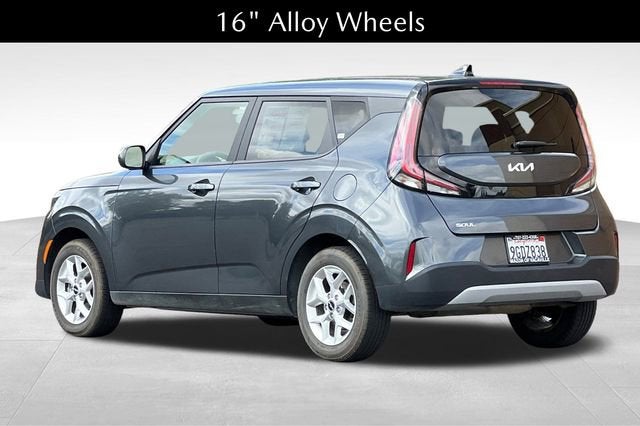 2023 Kia Soul LX
