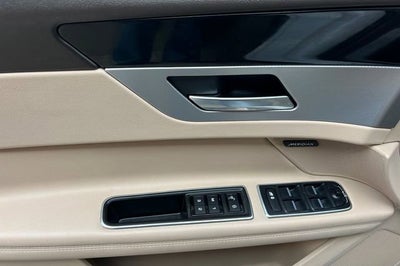 2020 Jaguar XF 25t Prestige