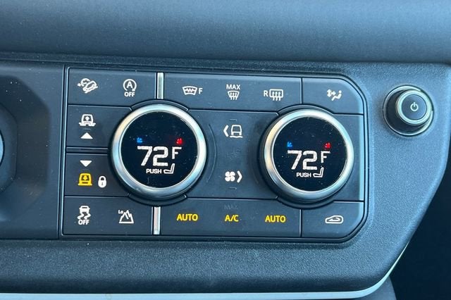 2024 Land Rover Defender S