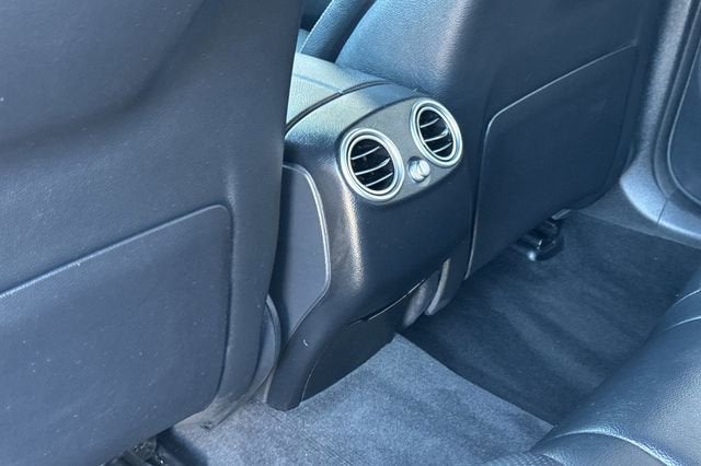 2021 Mercedes-Benz GLC 300 GLC 300