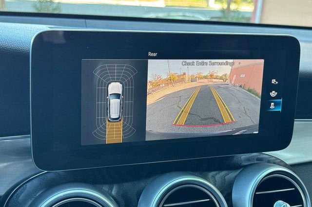 2021 Mercedes-Benz GLC 300 GLC 300