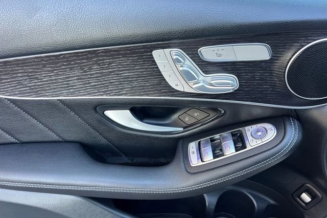 2022 Mercedes-Benz GLC 300 GLC 300